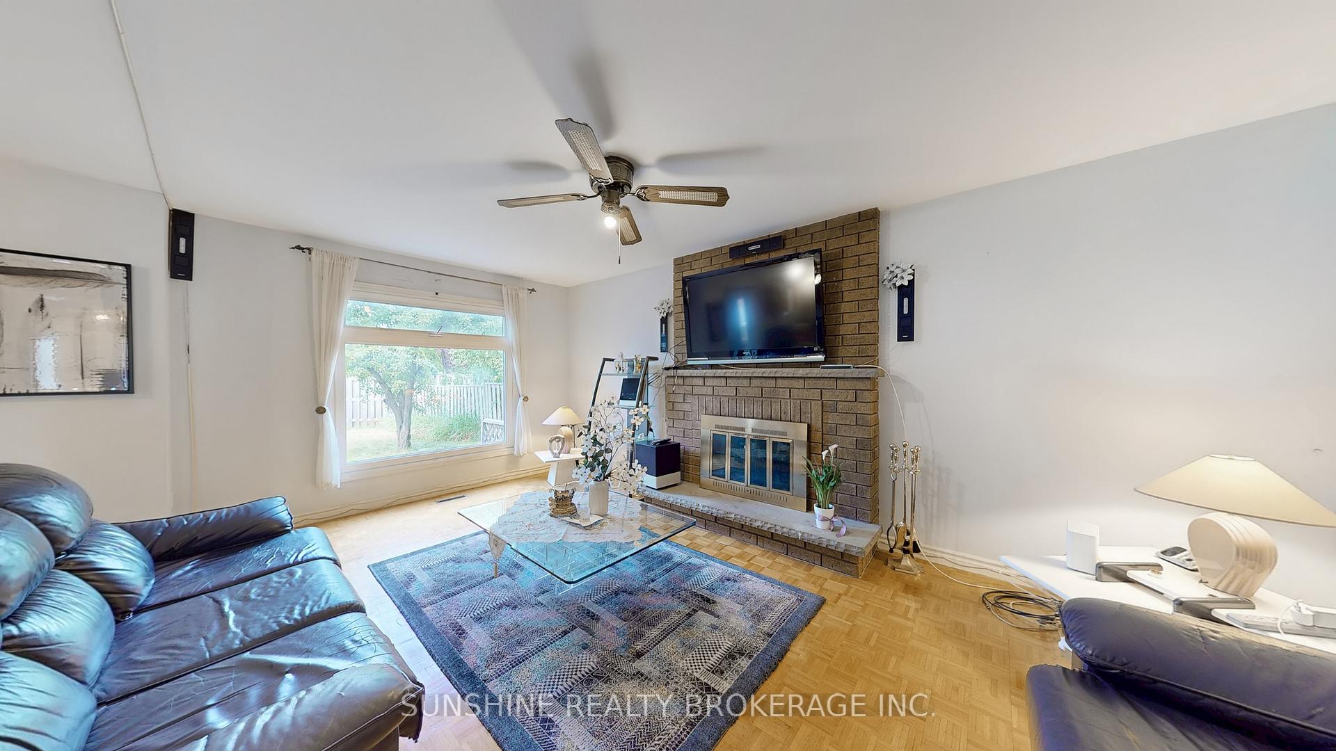 Photo 13 of 62 Cobbler Crescent, Markham, Raymerville — HOMEH