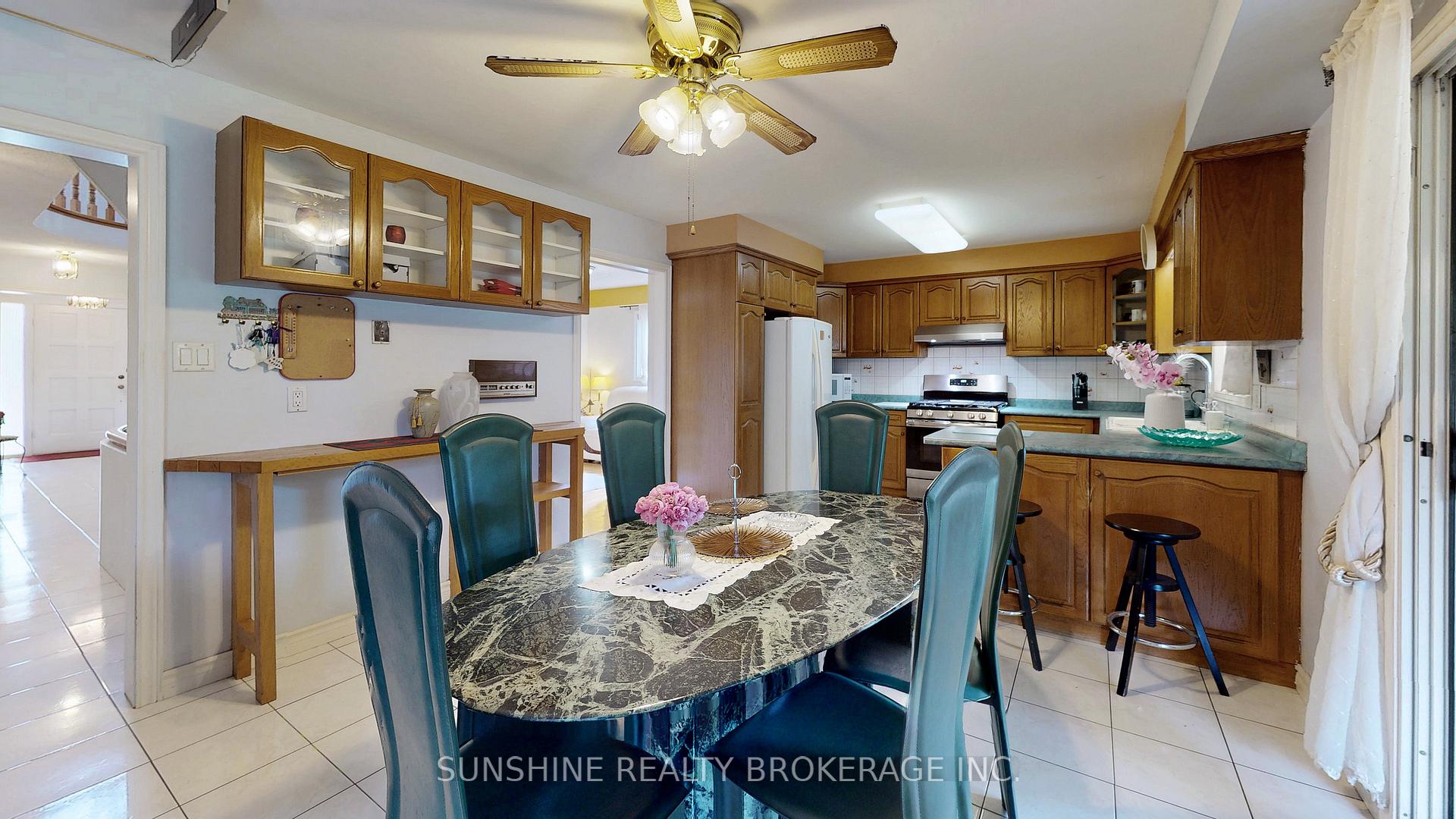 Photo 17 of 62 Cobbler Crescent, Markham, Raymerville — HOMEH
