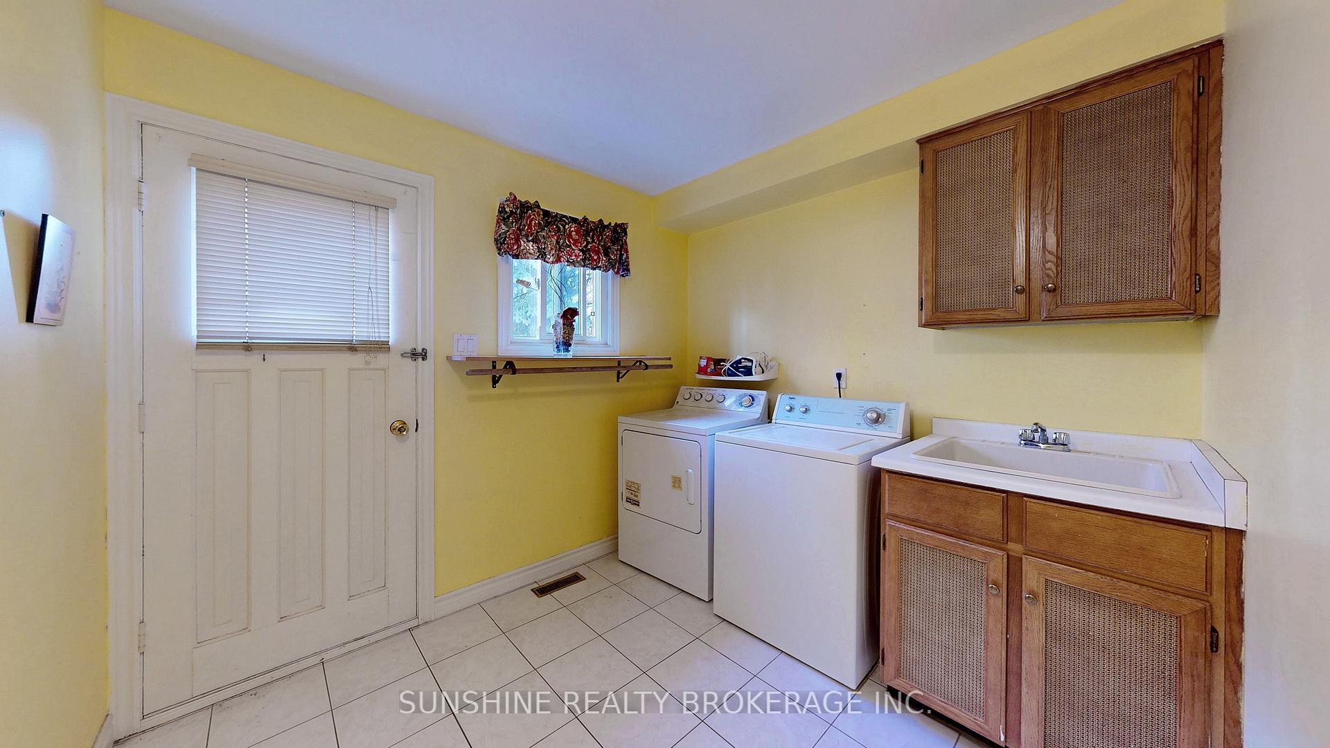 Photo 18 of 62 Cobbler Crescent, Markham, Raymerville — HOMEH