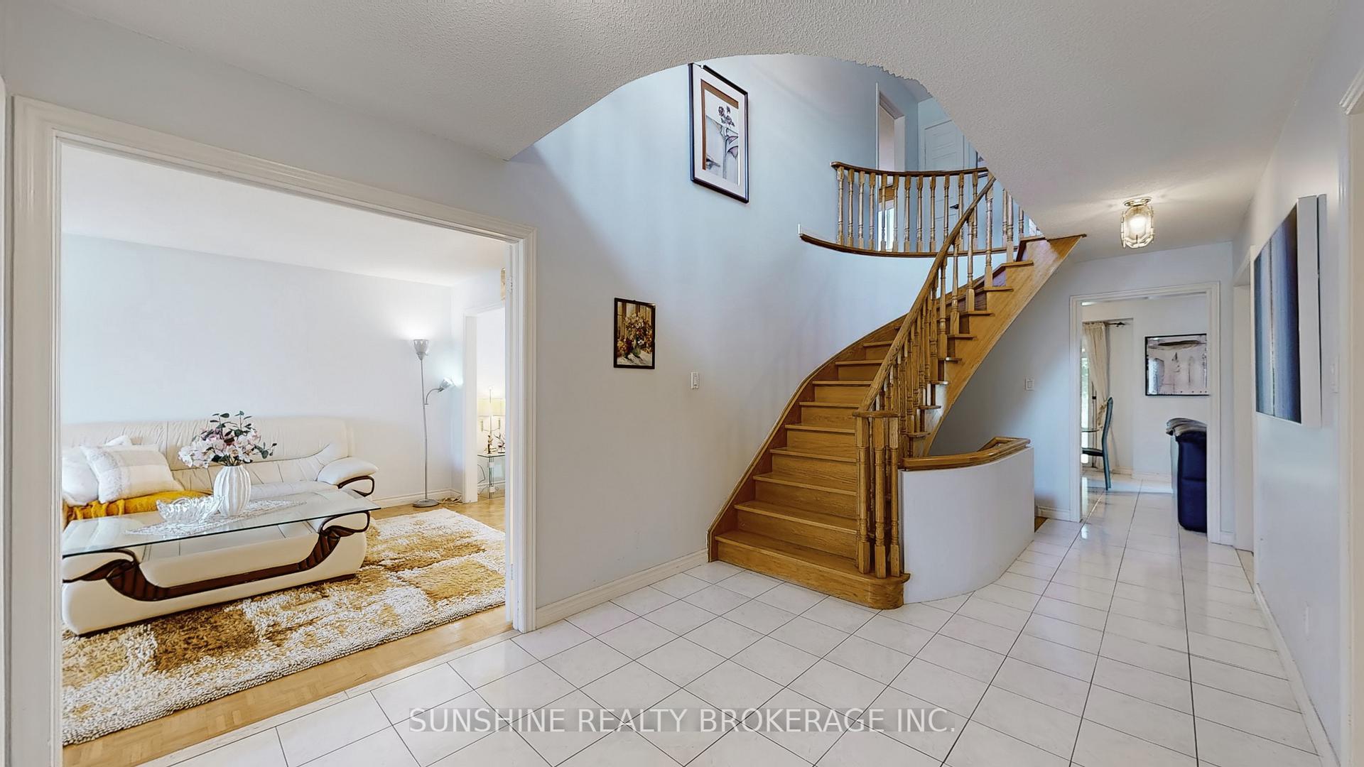 Photo 22 of 62 Cobbler Crescent, Markham, Raymerville — HOMEH