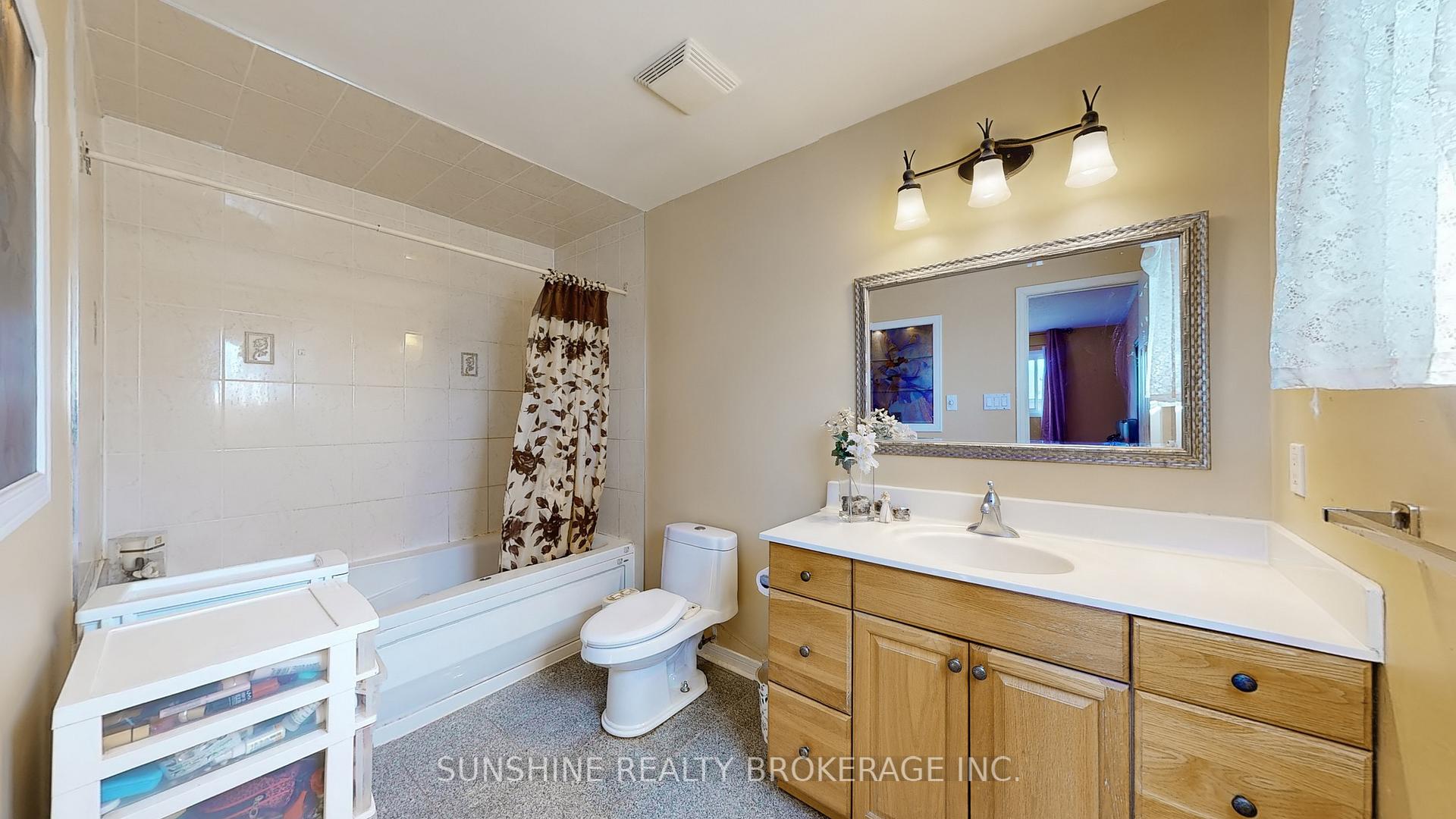Photo 28 of 62 Cobbler Crescent, Markham, Raymerville — HOMEH
