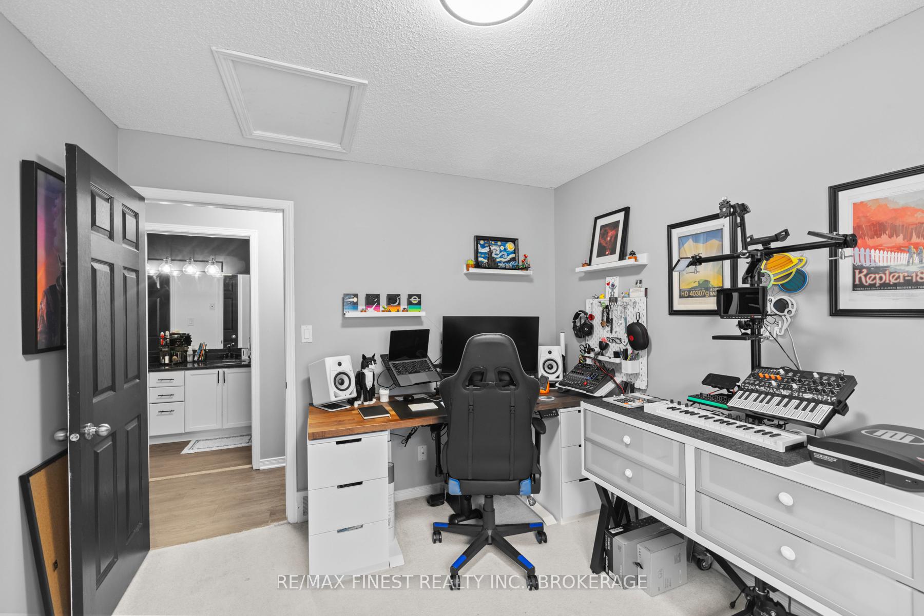 Photo 20 of 1001 Bluffwood Avenue, Kingston, Kingston East (Incl Barret Crt) — HOMEH