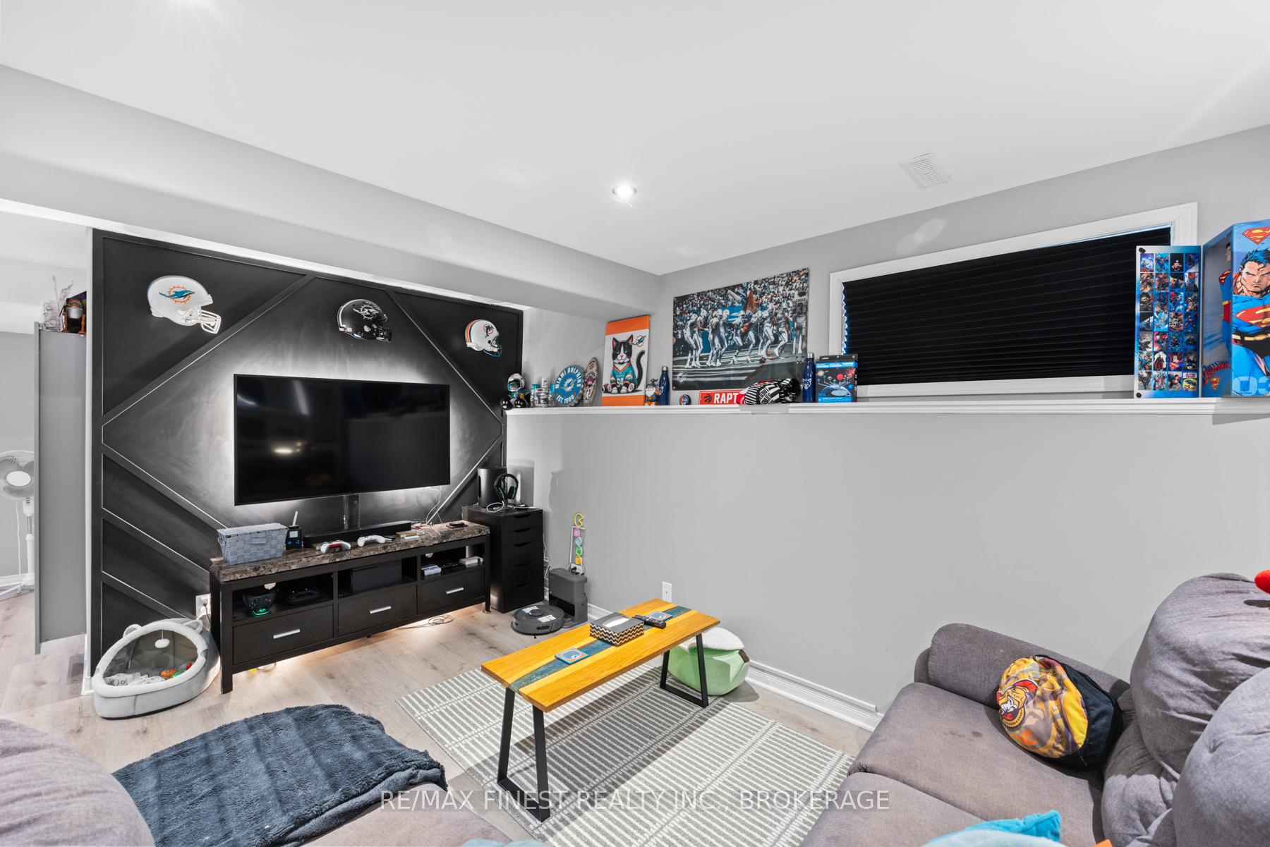 Photo 25 of 1001 Bluffwood Avenue, Kingston, Kingston East (Incl Barret Crt) — HOMEH