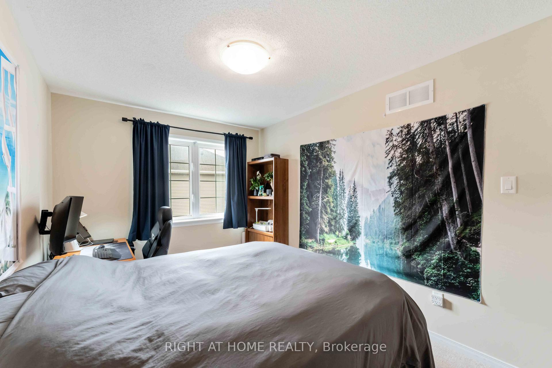 Photo 7 of 753 Oakglade Avenue, Ottawa, Kanata - Emerald Meadows/Trailwest — HOMEH