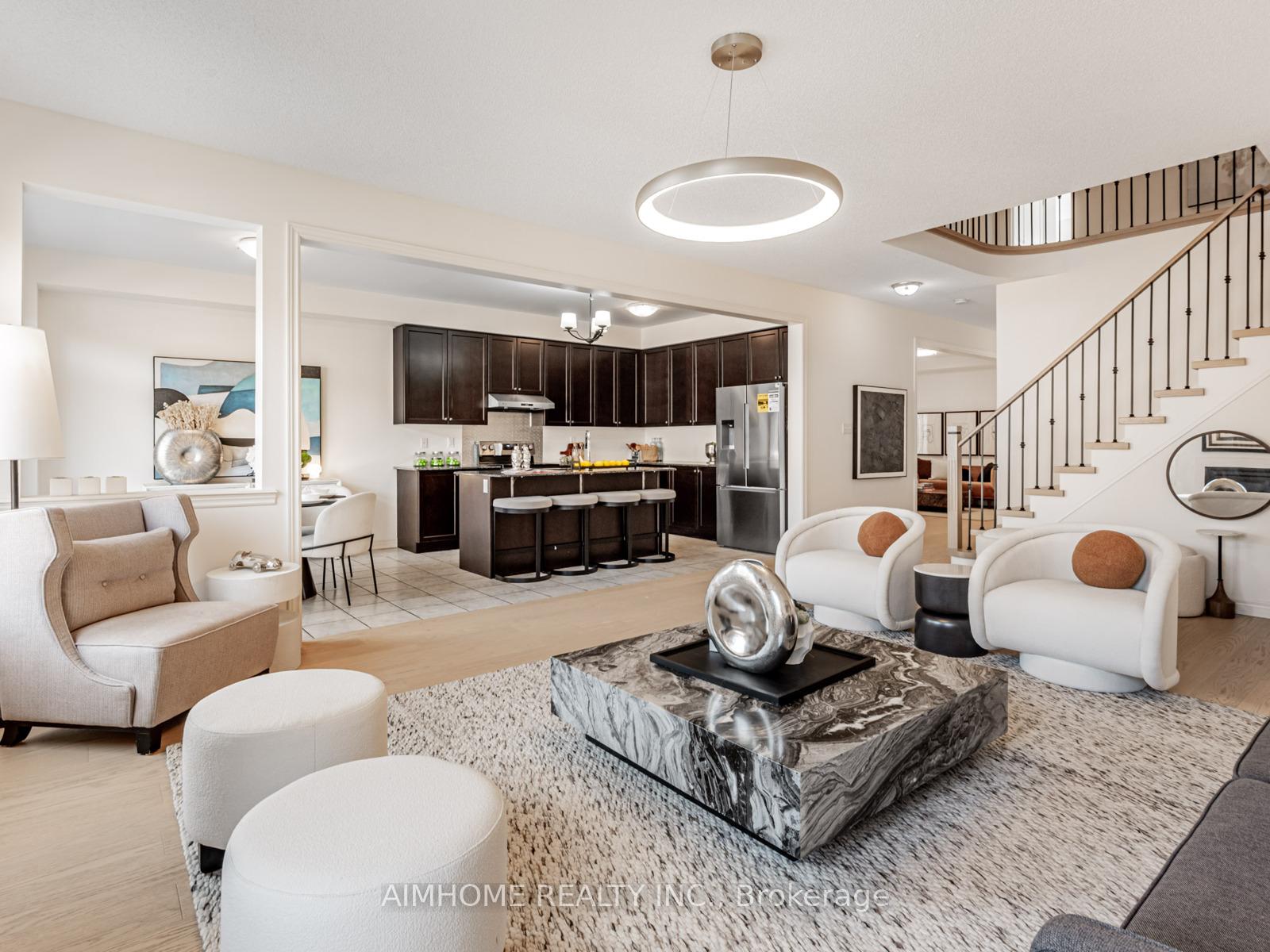 Photo 11 of 185 William Bartlett Drive, Markham, Berczy — HOMEH