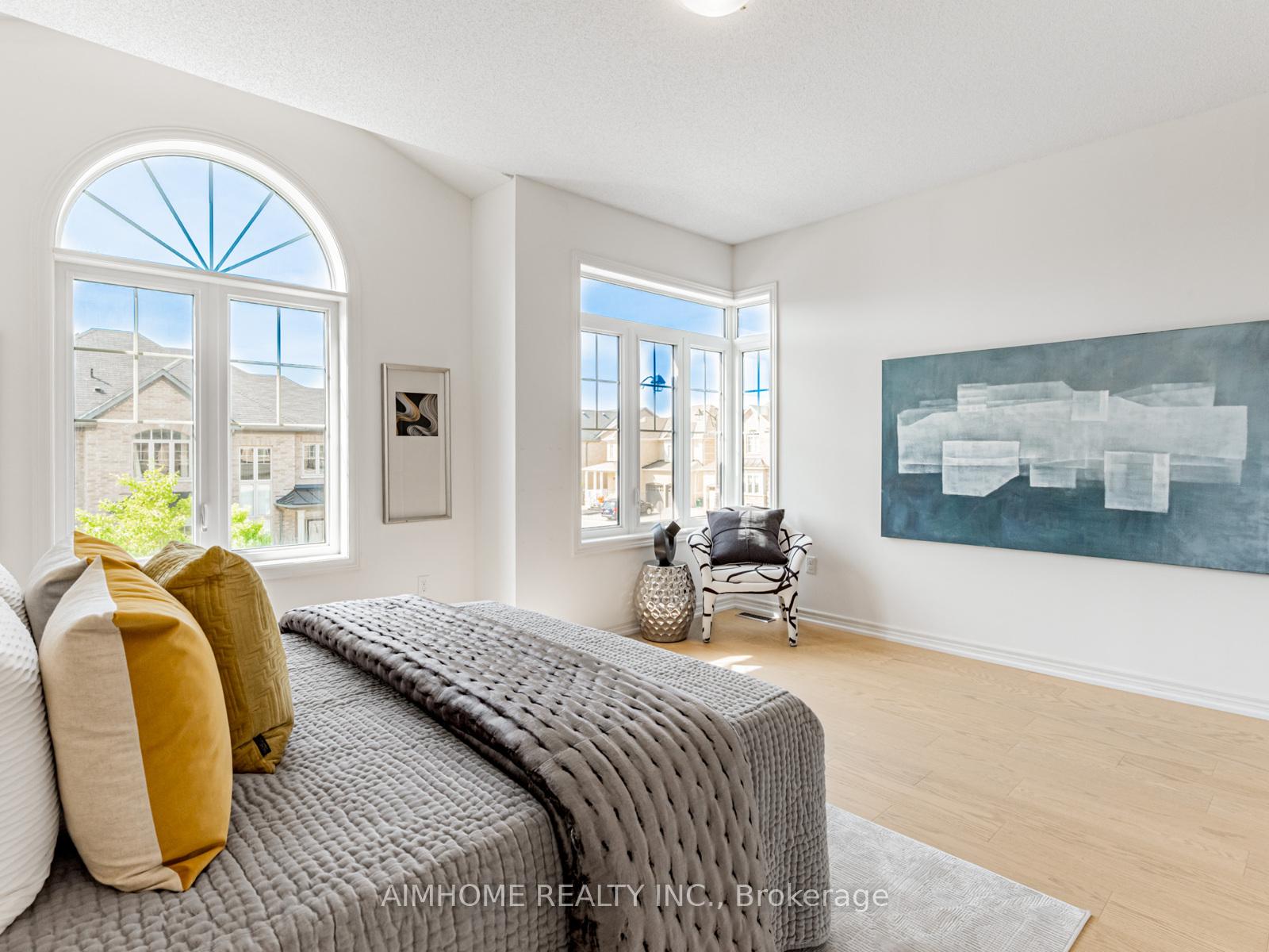 Photo 24 of 185 William Bartlett Drive, Markham, Berczy — HOMEH
