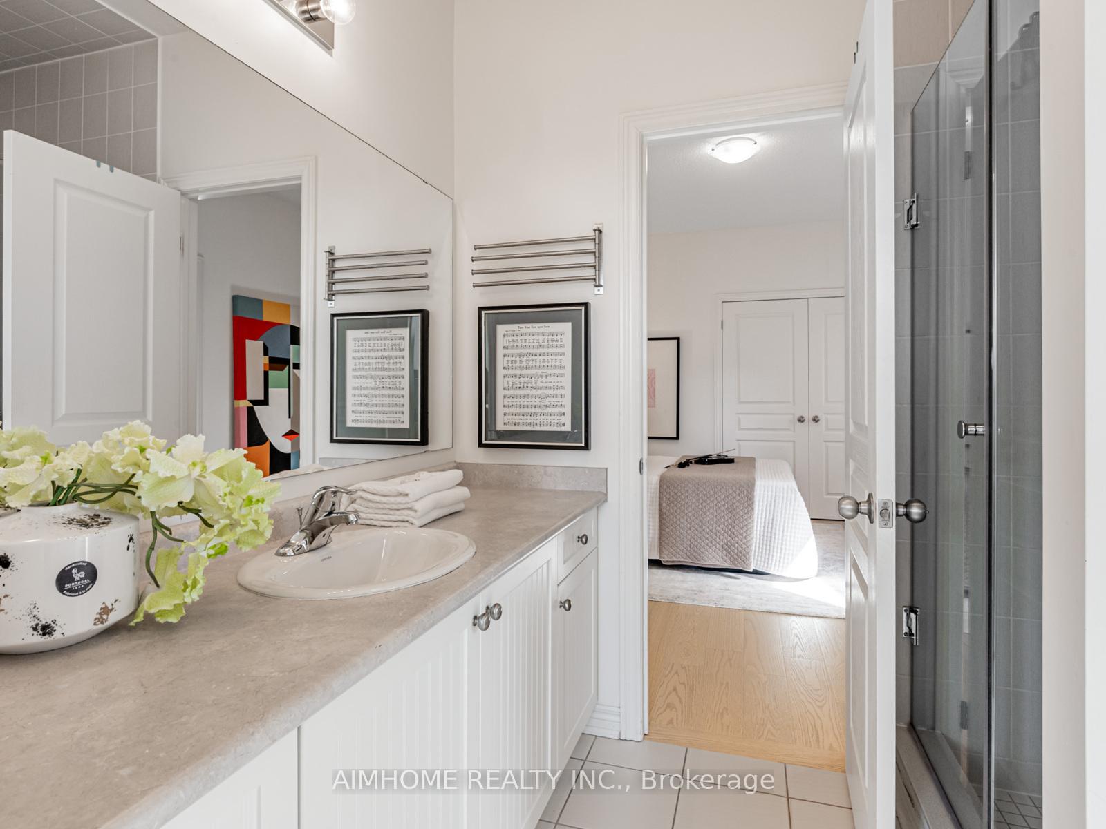 Photo 25 of 185 William Bartlett Drive, Markham, Berczy — HOMEH