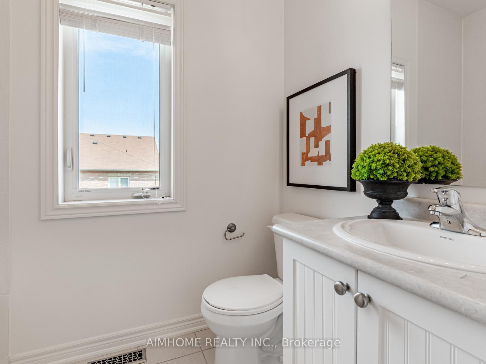 Photo 30 of 185 William Bartlett Drive, Markham, Berczy — HOMEH