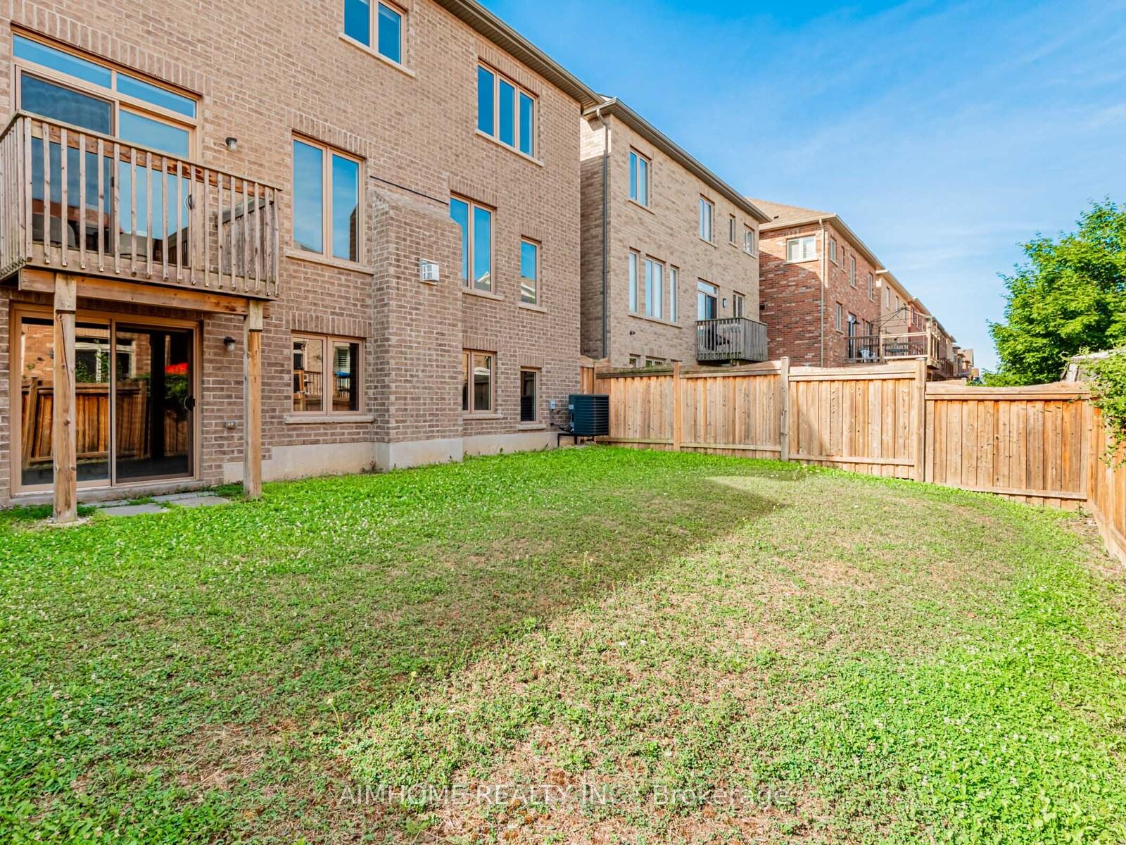 Photo 32 of 185 William Bartlett Drive, Markham, Berczy — HOMEH