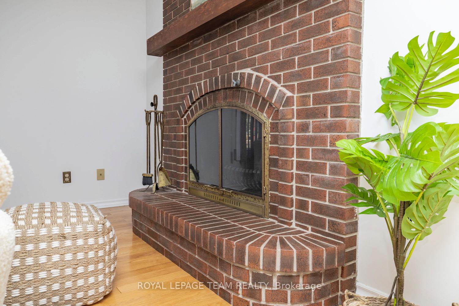 Photo 11 of 137 Oriole Avenue, Ottawa, Kanata - Glencairn/Hazeldean — HOMEH