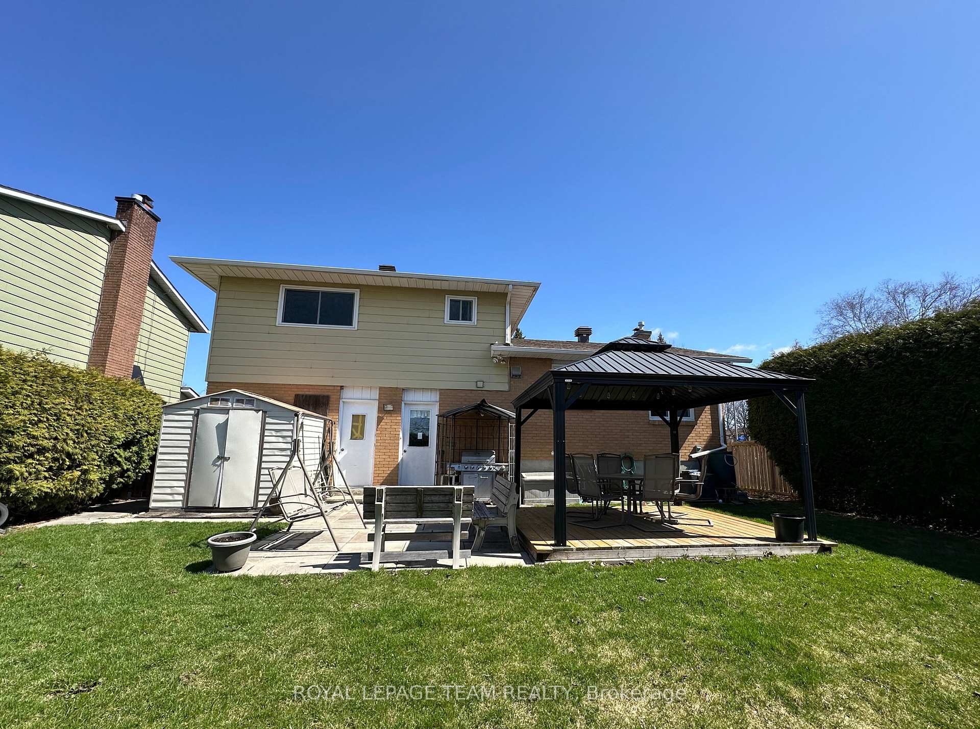 Photo 28 of 137 Oriole Avenue, Ottawa, Kanata - Glencairn/Hazeldean — HOMEH