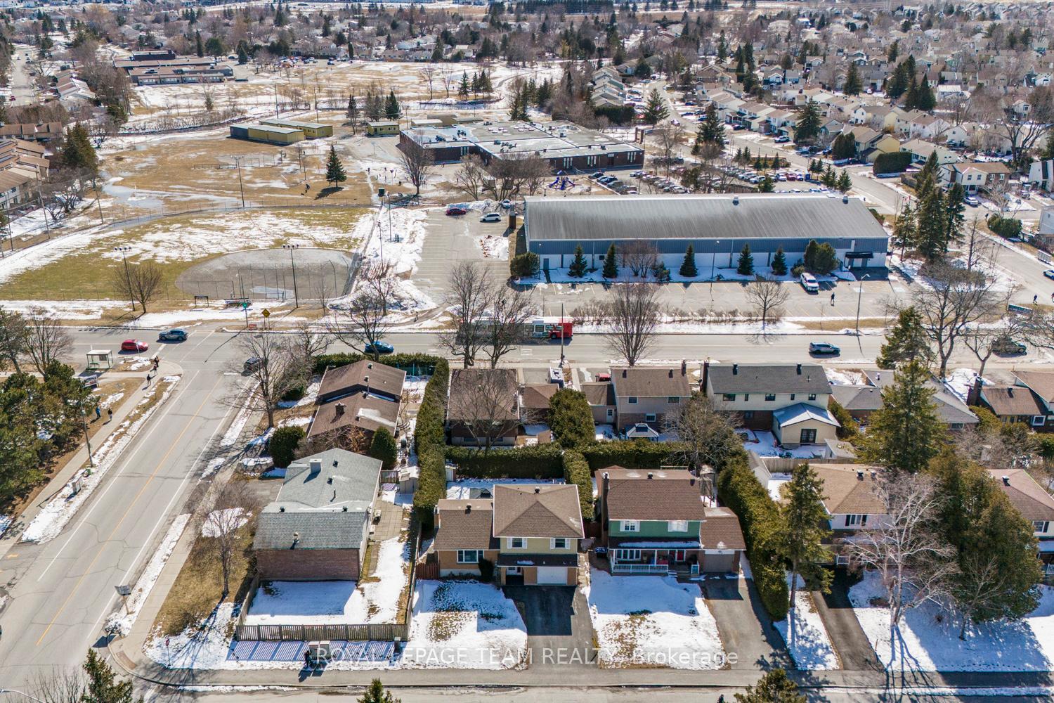 Photo 31 of 137 Oriole Avenue, Ottawa, Kanata - Glencairn/Hazeldean — HOMEH