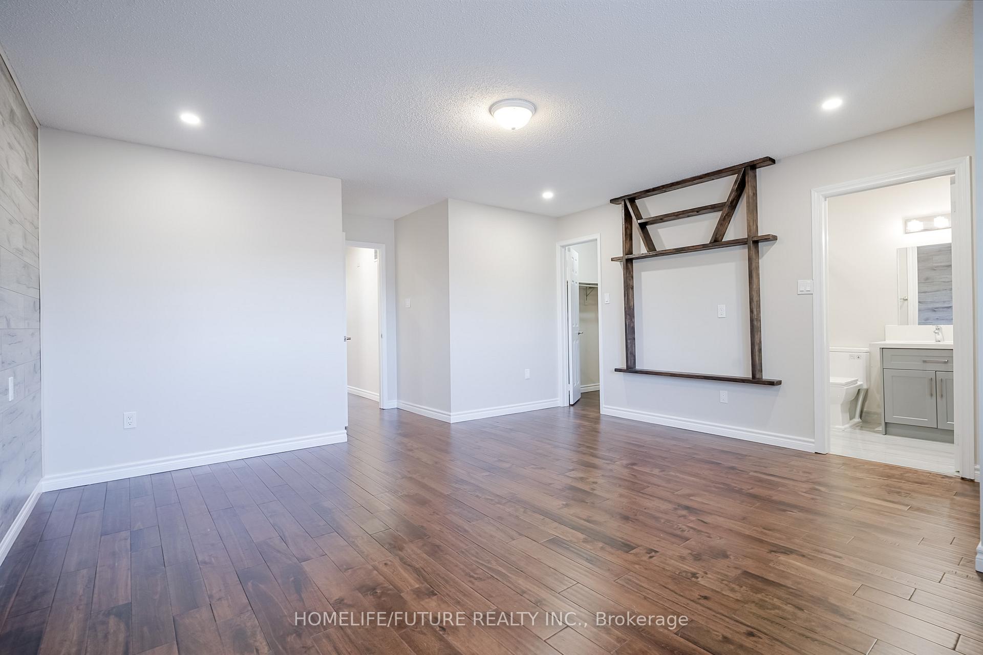 Photo 7 of Unit Main & 2nd Flr, 91 Joycedale Street, Markham, Middlefield — HOMEH