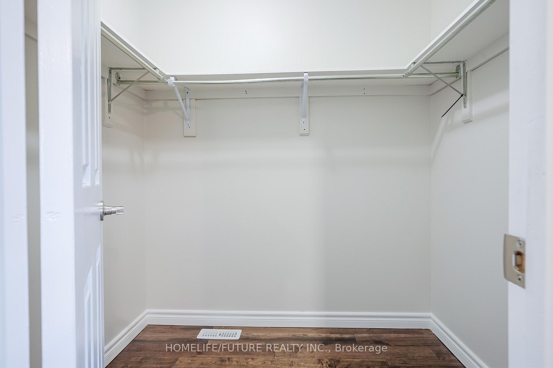 Photo 8 of Unit Main & 2nd Flr, 91 Joycedale Street, Markham, Middlefield — HOMEH