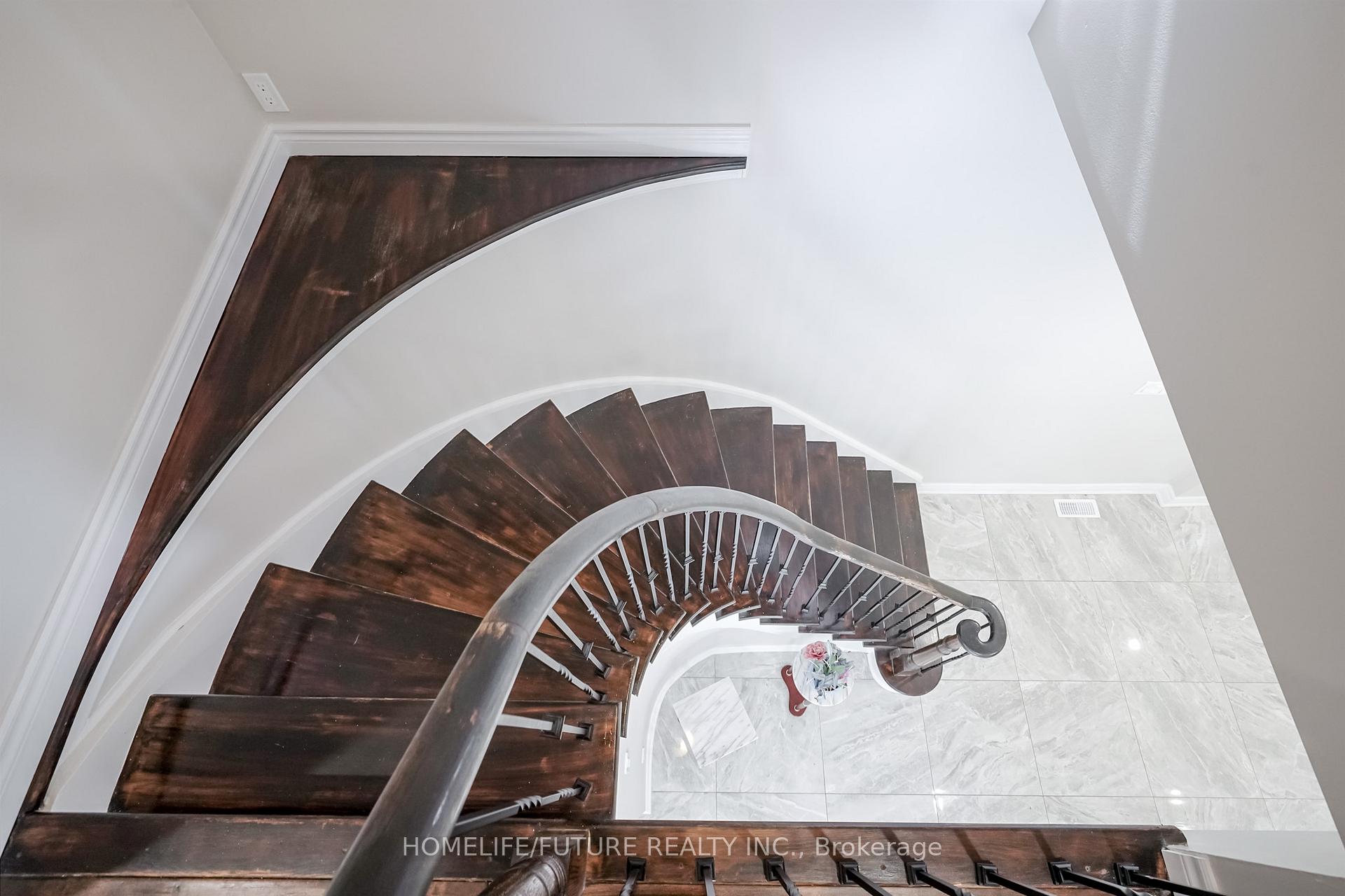 Photo 18 of Unit Main & 2nd Flr, 91 Joycedale Street, Markham, Middlefield — HOMEH