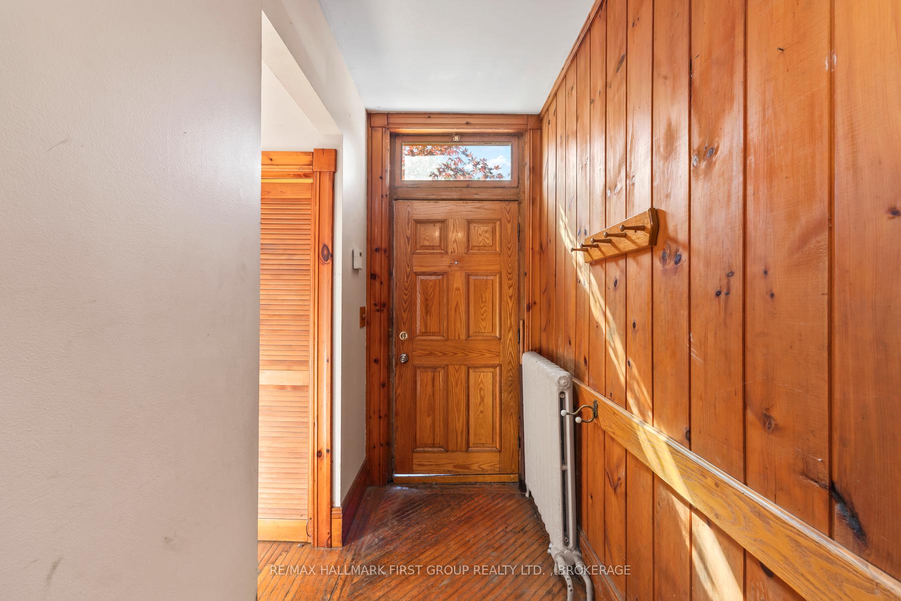 Photo 3 of 54 Wellington Street, Kingston, Central City East — HOMEH