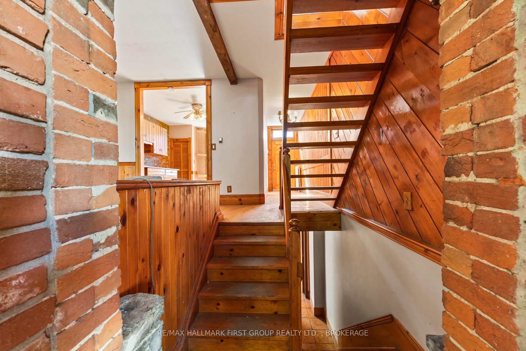 Photo 16 of 54 Wellington Street, Kingston, Central City East — HOMEH