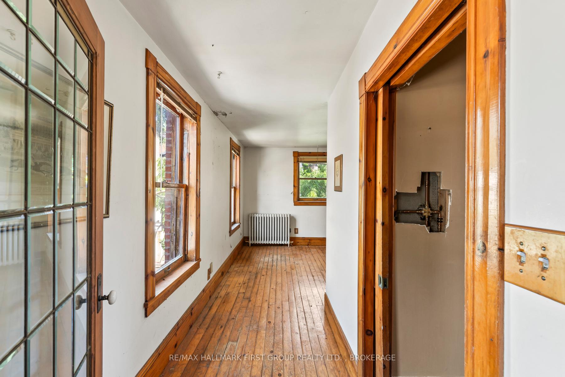 Photo 20 of 54 Wellington Street, Kingston, Central City East — HOMEH