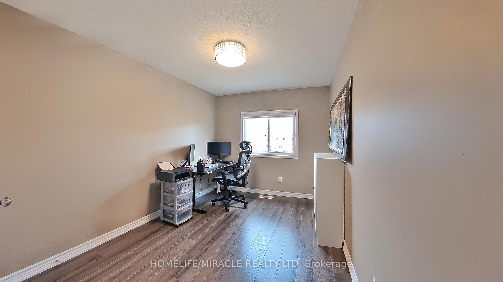 Photo 34 of 66 Meadowridge Street, Kitchener, Doon South — HOMEH