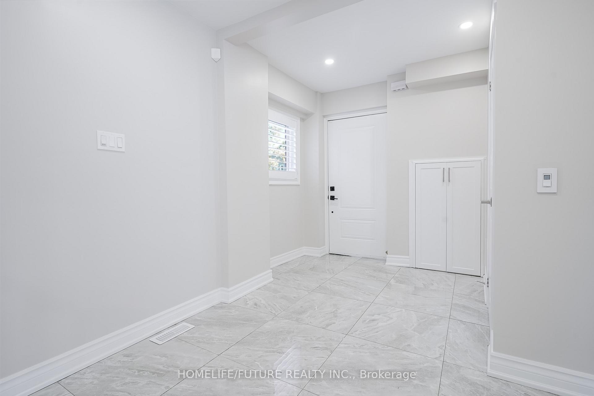 Photo 4 of Unit Bsmt, 91 Joycedale Street, Markham, Middlefield — HOMEH