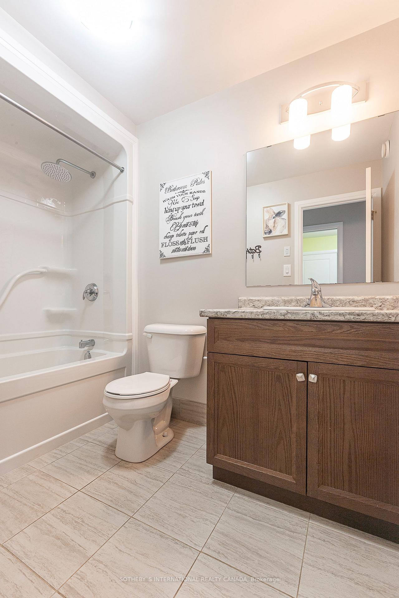 Photo 26 of 154 Bridge Crescent, Minto — HOMEH
