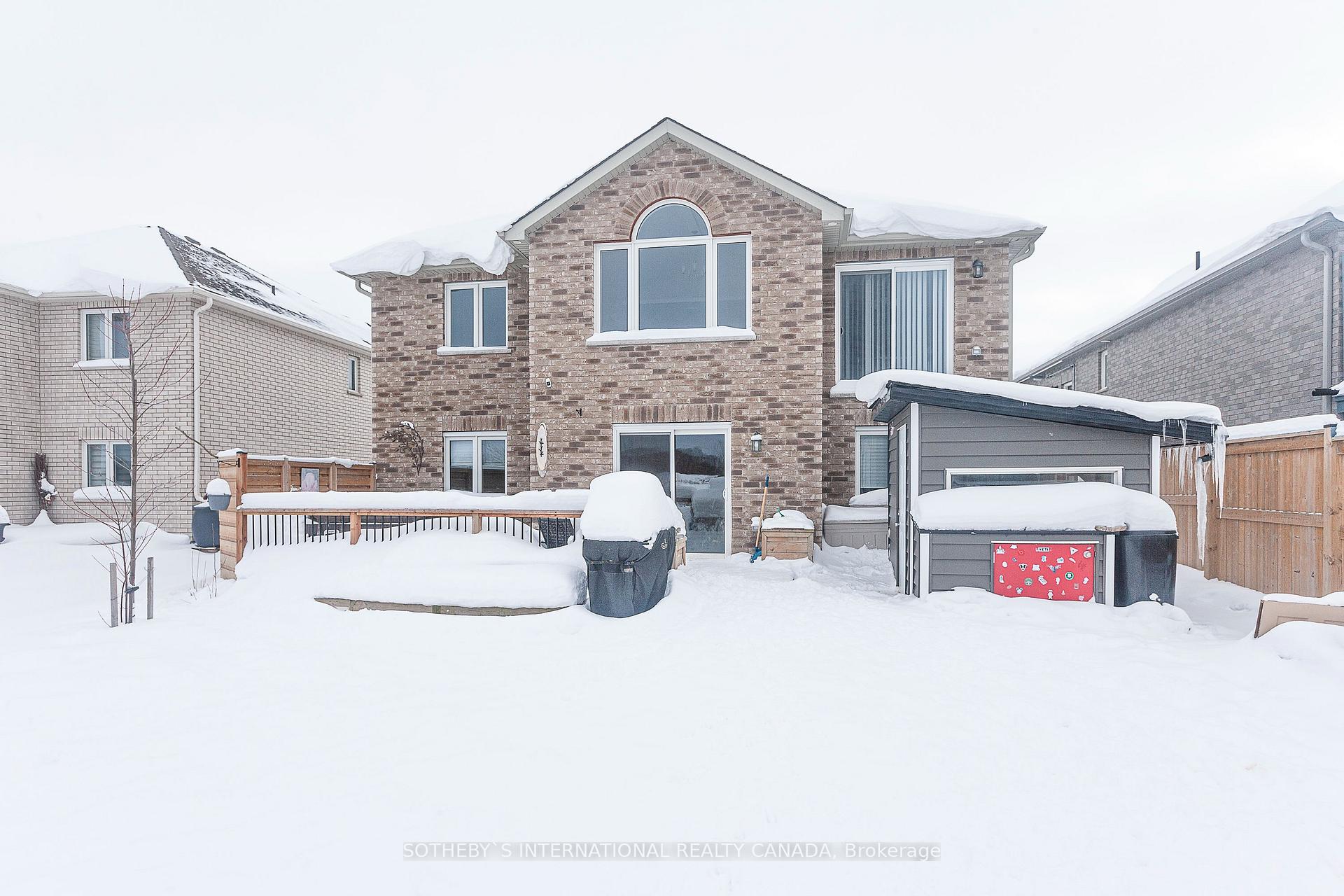 Photo 38 of 154 Bridge Crescent, Minto — HOMEH