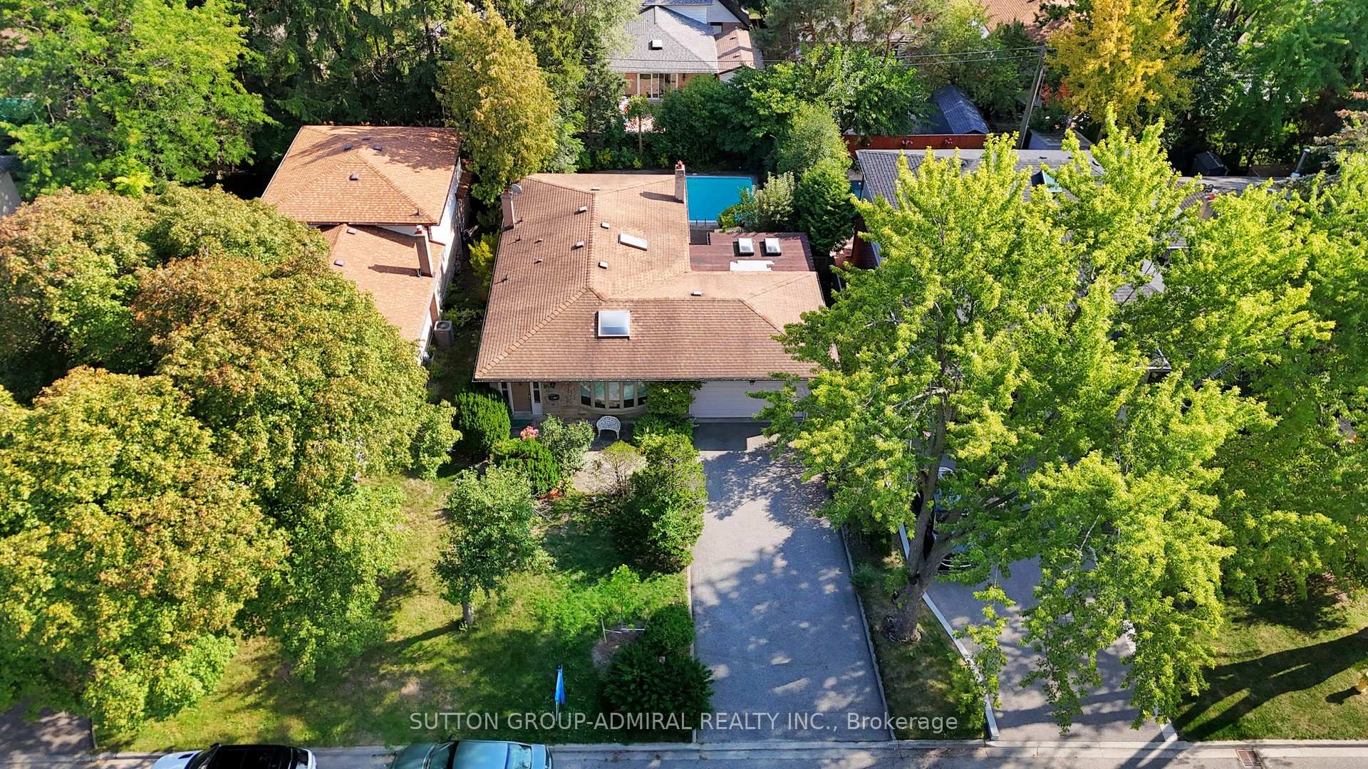 Photo 2 of 11 Rothsay Road, Markham, Royal Orchard — HOMEH
