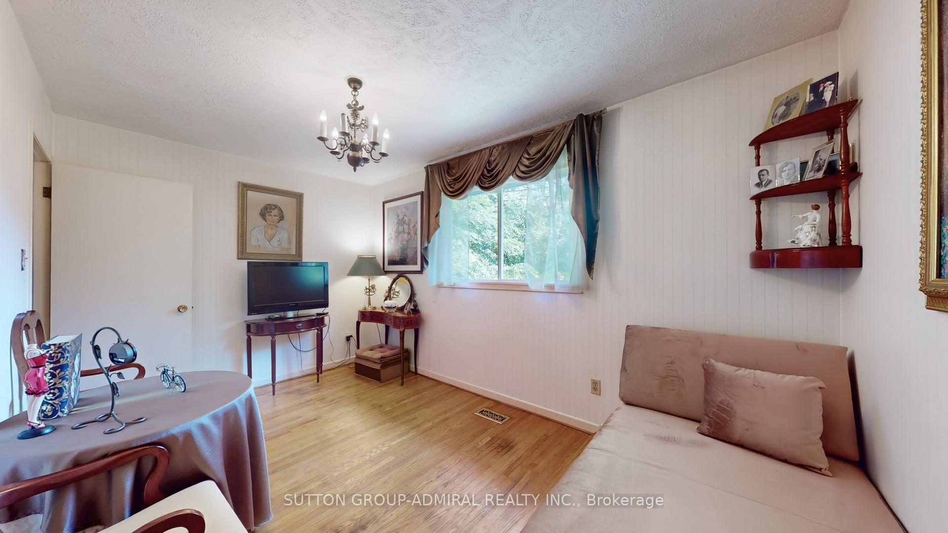 Photo 39 of 11 Rothsay Road, Markham, Royal Orchard — HOMEH