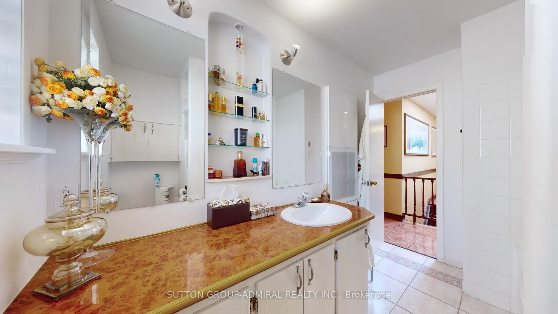 Photo 41 of 11 Rothsay Road, Markham, Royal Orchard — HOMEH