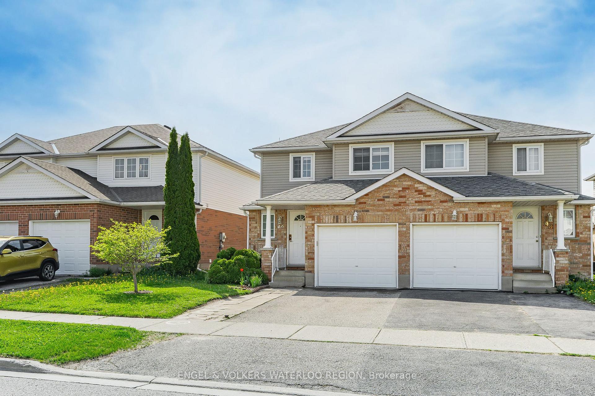 Photo 5 of 46 Hackberry Street, Kitchener, Larentian West — HOMEH