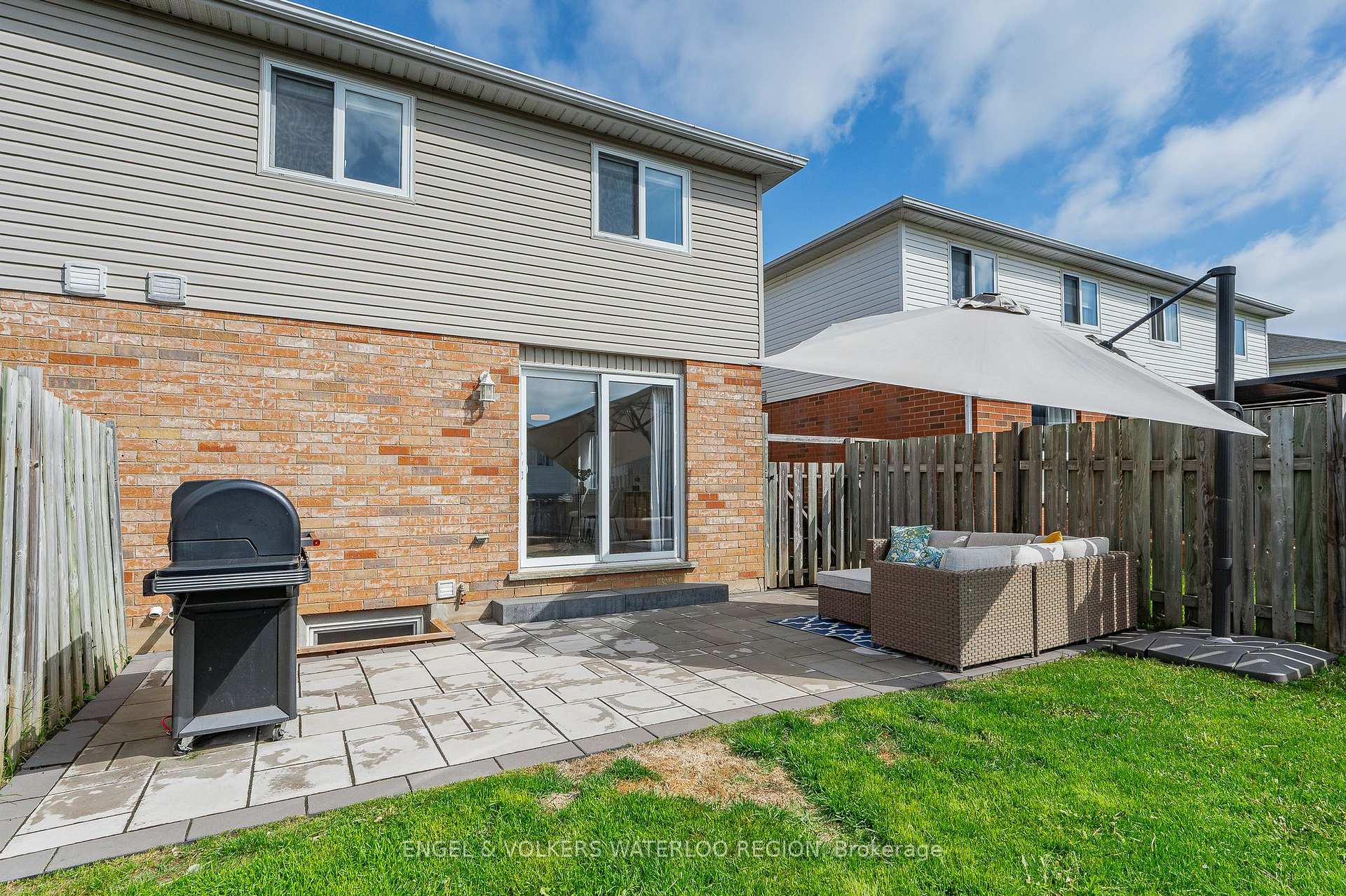 Photo 42 of 46 Hackberry Street, Kitchener, Larentian West — HOMEH