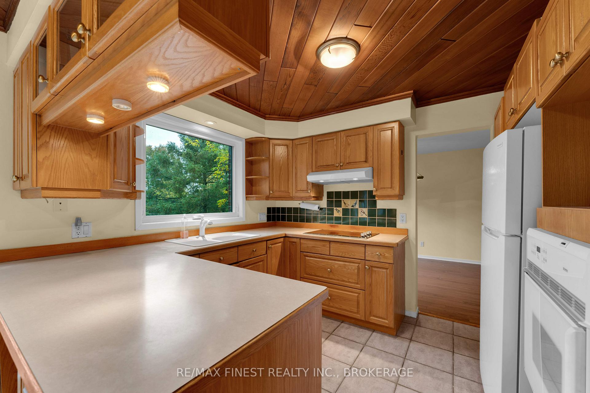 Photo 8 of 871 Safari Drive, Kingston, North of Taylor-Kidd Blvd — HOMEH