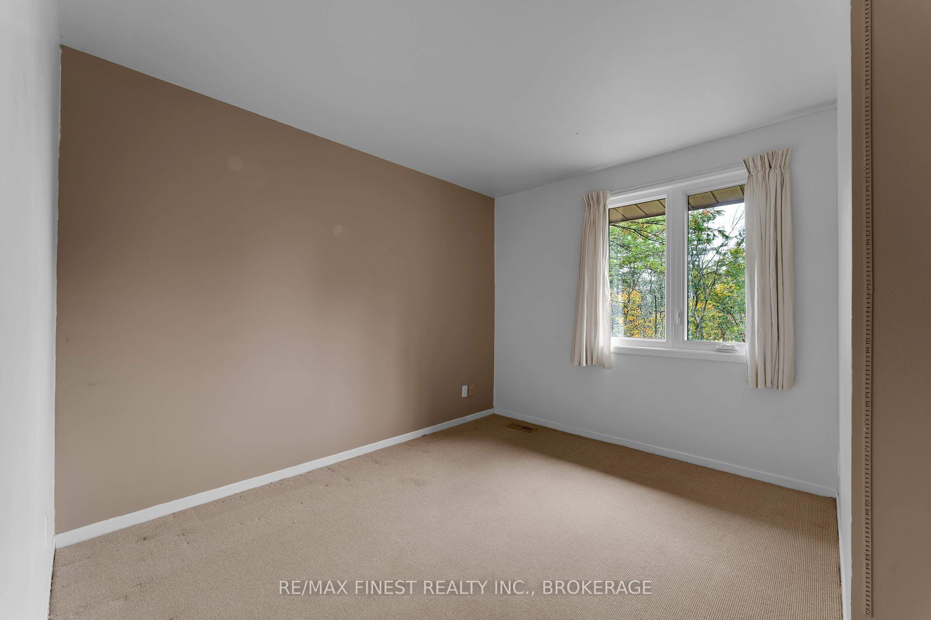 Photo 23 of 871 Safari Drive, Kingston, North of Taylor-Kidd Blvd — HOMEH