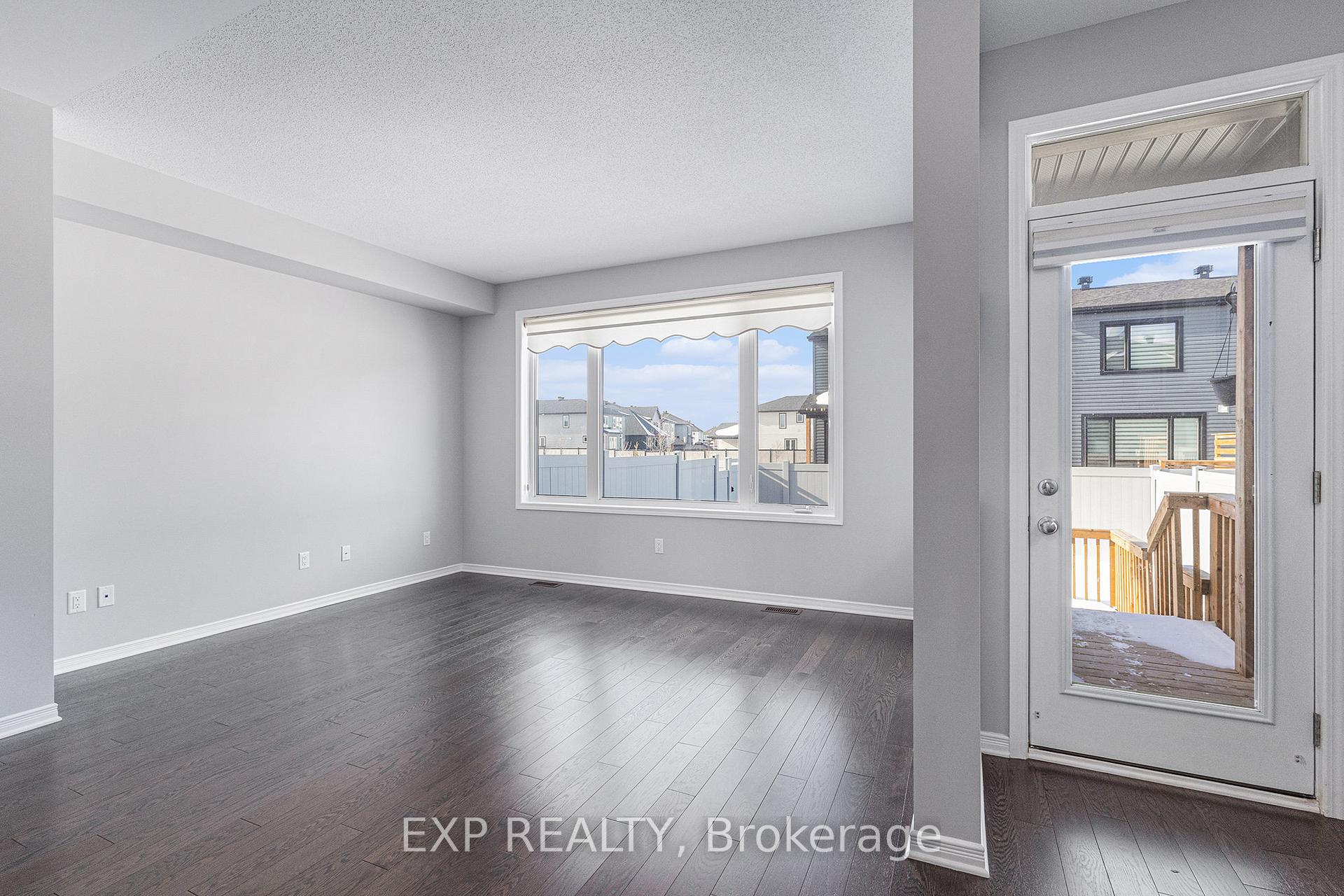 Photo 18 of 379 Cope Drive, Ottawa, Kanata - Emerald Meadows/Trailwest — HOMEH