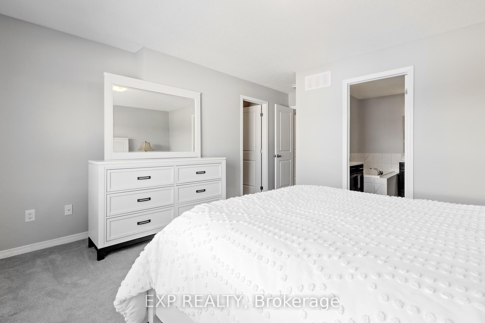Photo 37 of 379 Cope Drive, Ottawa, Kanata - Emerald Meadows/Trailwest — HOMEH