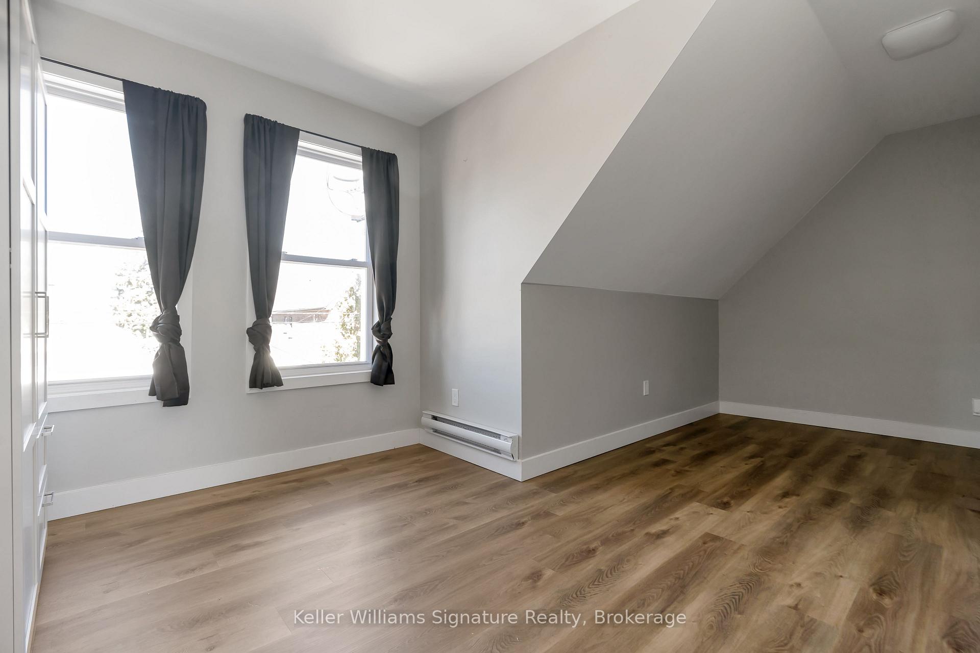 Photo 6 of Unit 5, 164 Picton Street E, Hamilton, North End — HOMEH