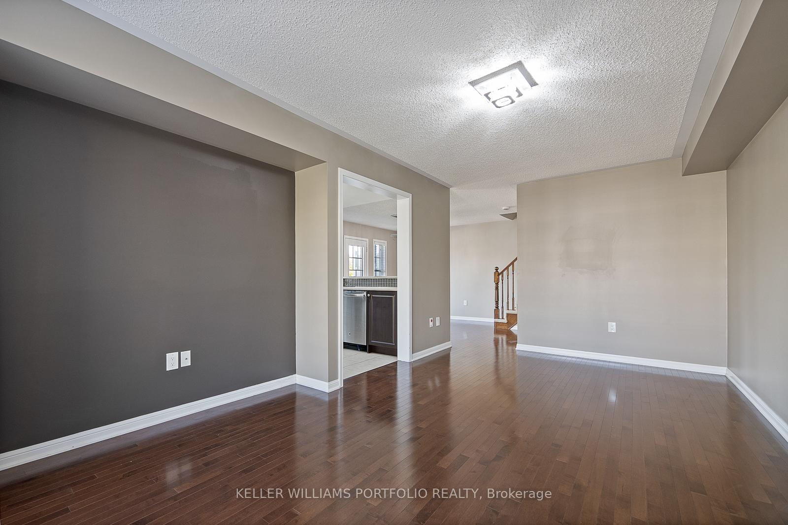Photo 23 of 66 Gleave Terrace, Milton, Harrison — HOMEH