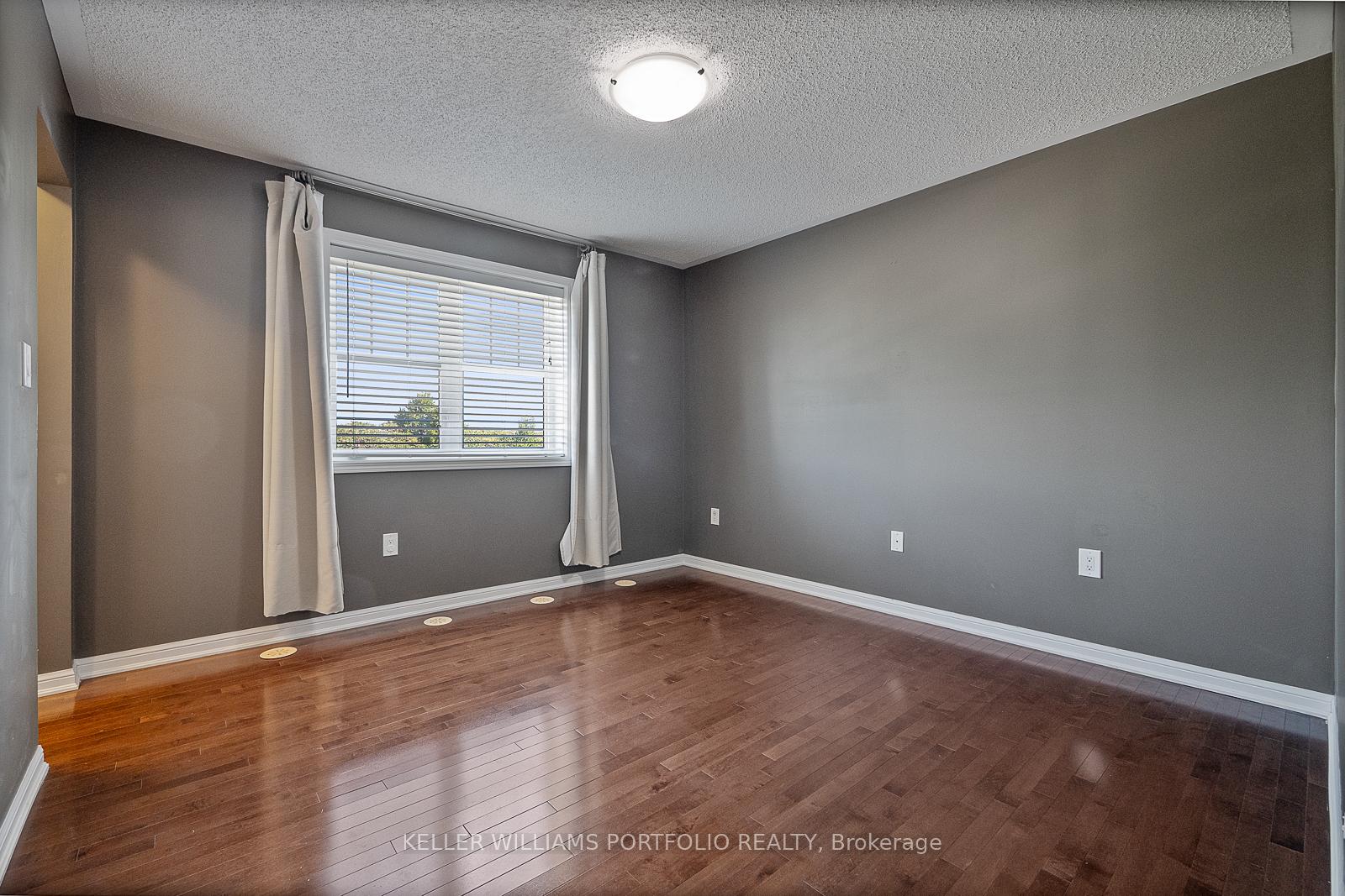 Photo 35 of 66 Gleave Terrace, Milton, Harrison — HOMEH