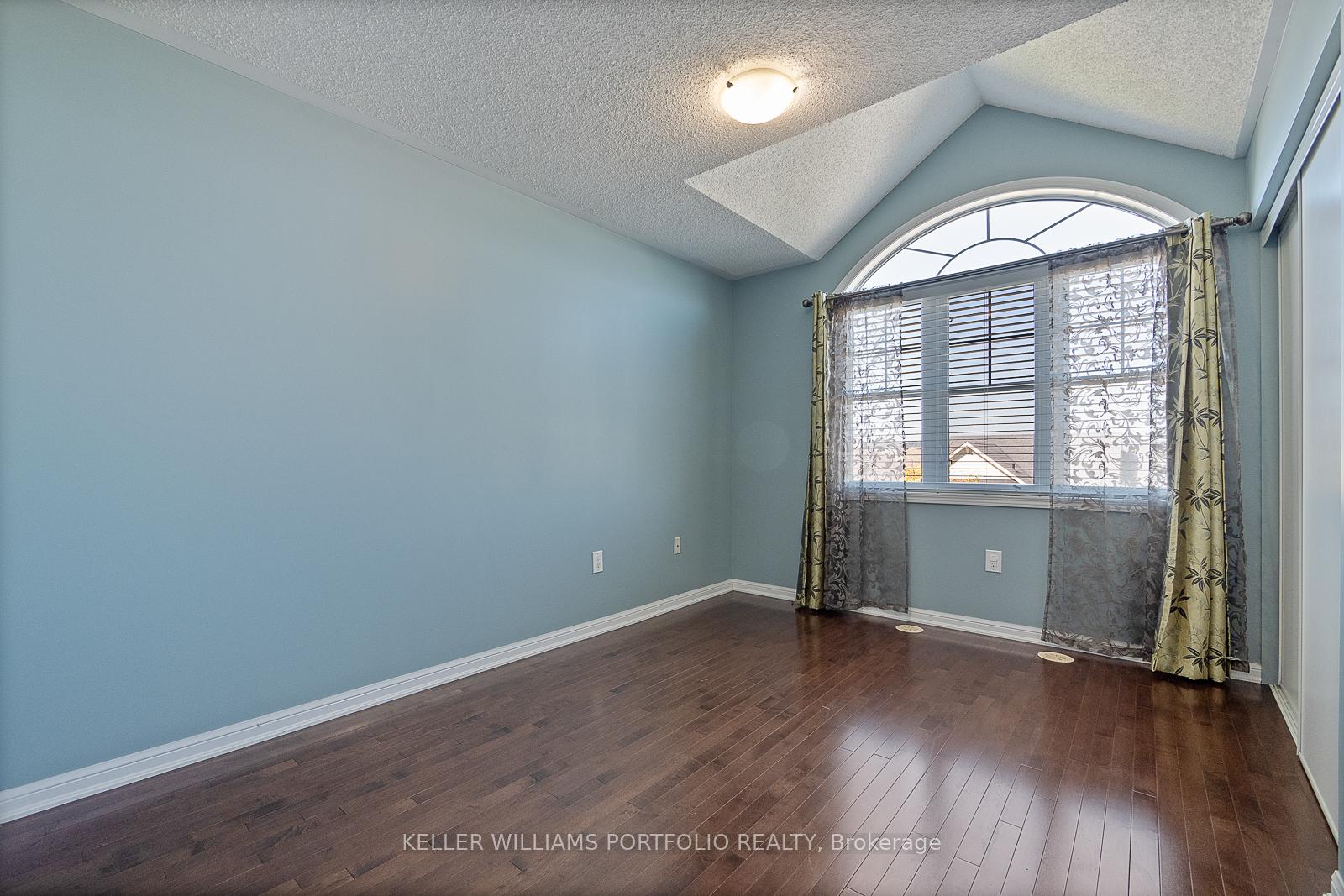 Photo 42 of 66 Gleave Terrace, Milton, Harrison — HOMEH