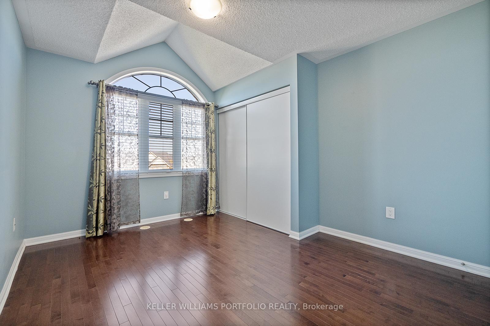 Photo 43 of 66 Gleave Terrace, Milton, Harrison — HOMEH
