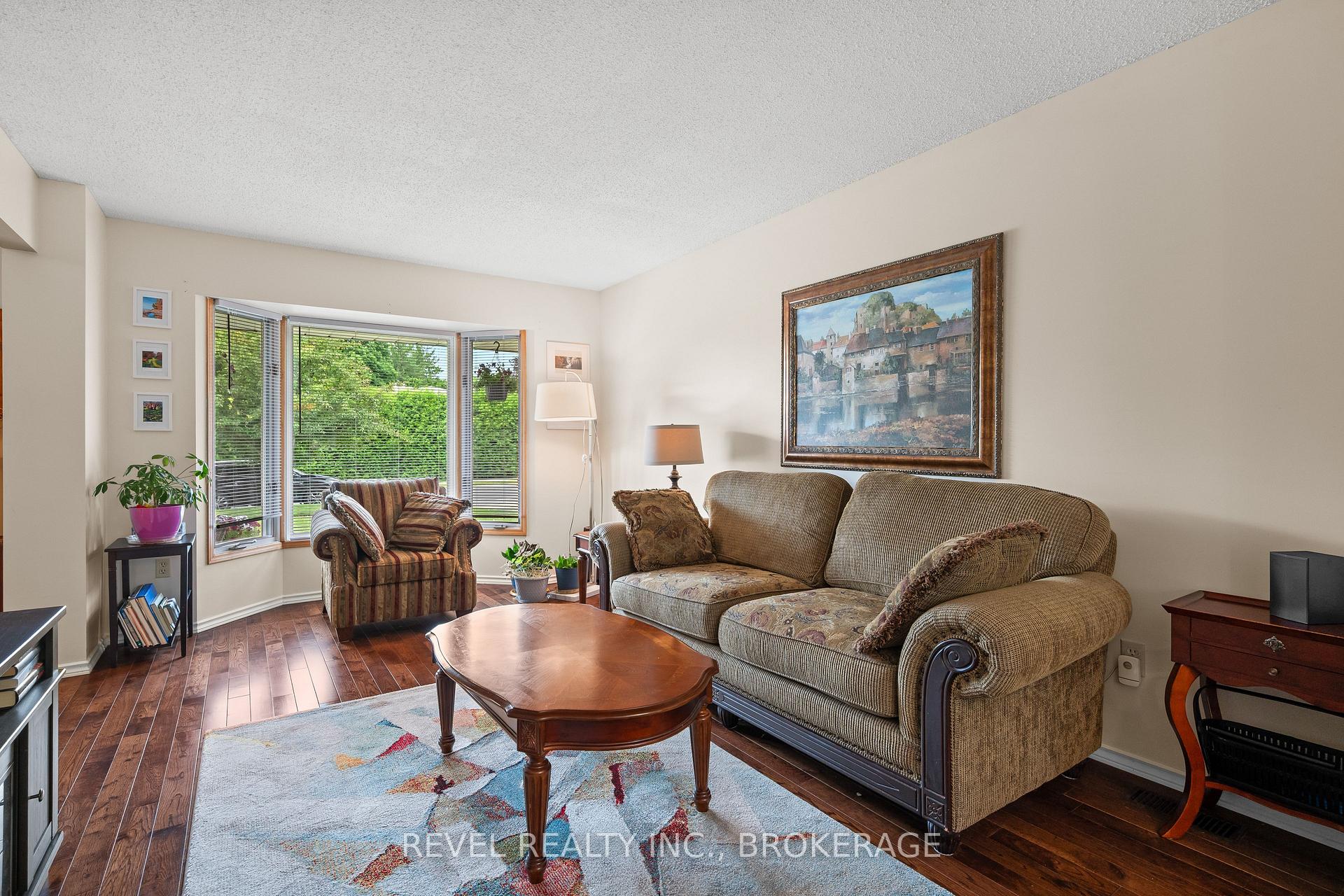 Photo 7 of 842 Lancaster Drive, Kingston, North of Taylor-Kidd Blvd — HOMEH