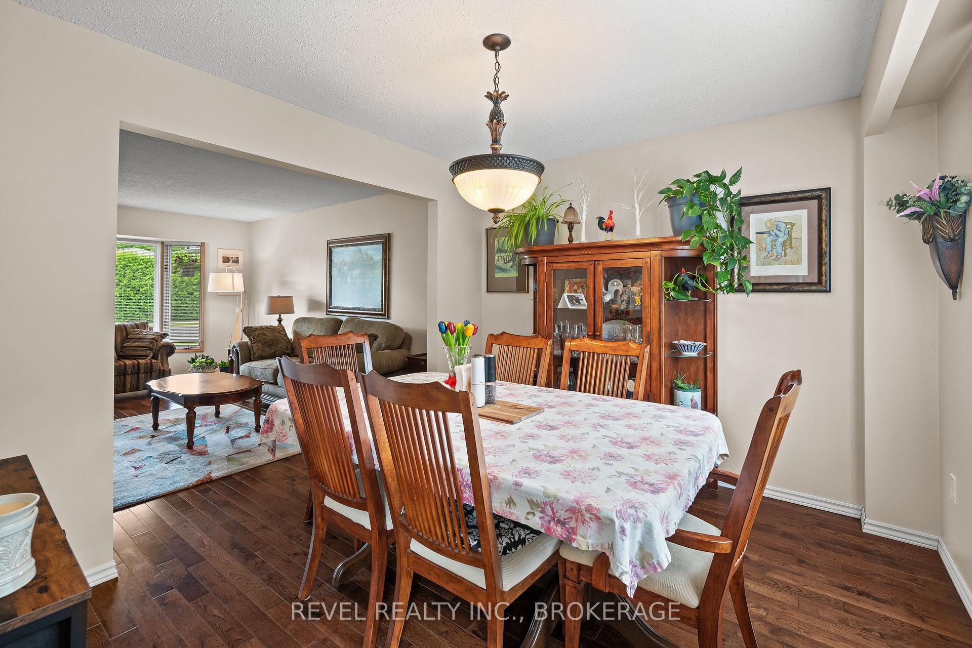 Photo 9 of 842 Lancaster Drive, Kingston, North of Taylor-Kidd Blvd — HOMEH