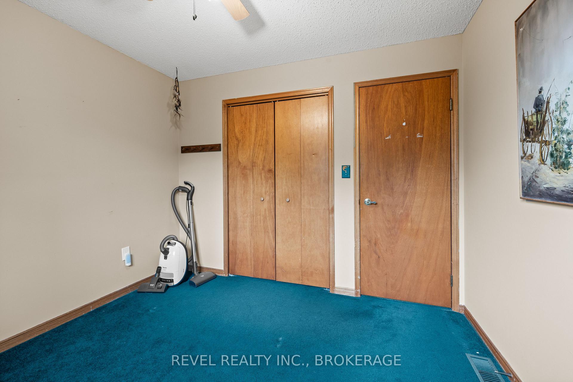 Photo 17 of 842 Lancaster Drive, Kingston, North of Taylor-Kidd Blvd — HOMEH
