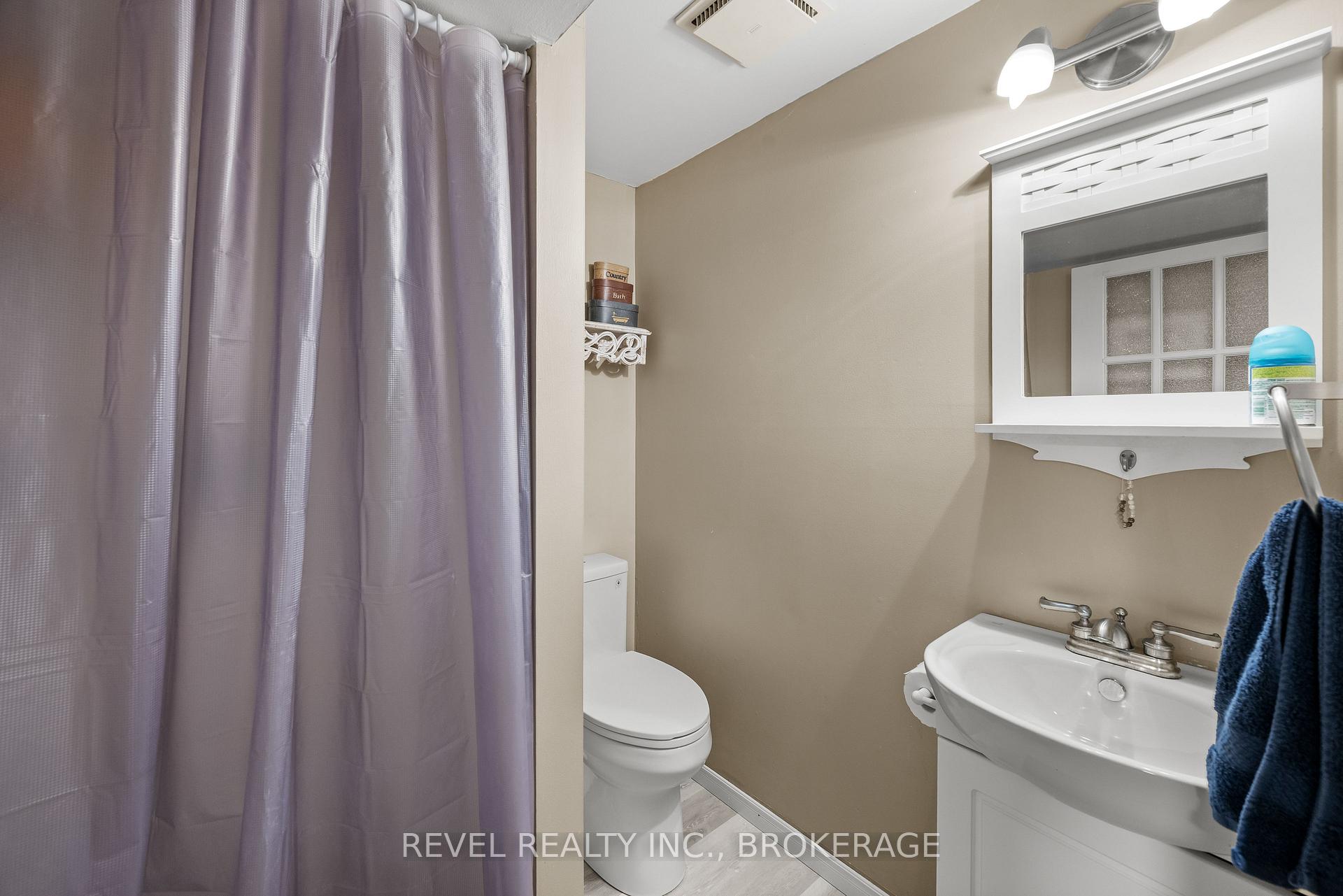 Photo 22 of 842 Lancaster Drive, Kingston, North of Taylor-Kidd Blvd — HOMEH