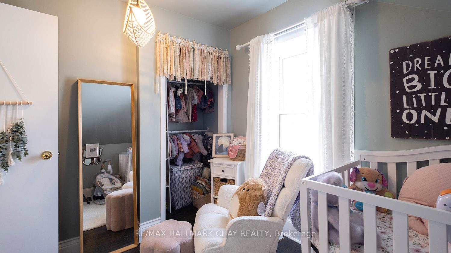 Photo 24 of 335 Russell Street, Midland — HOMEH