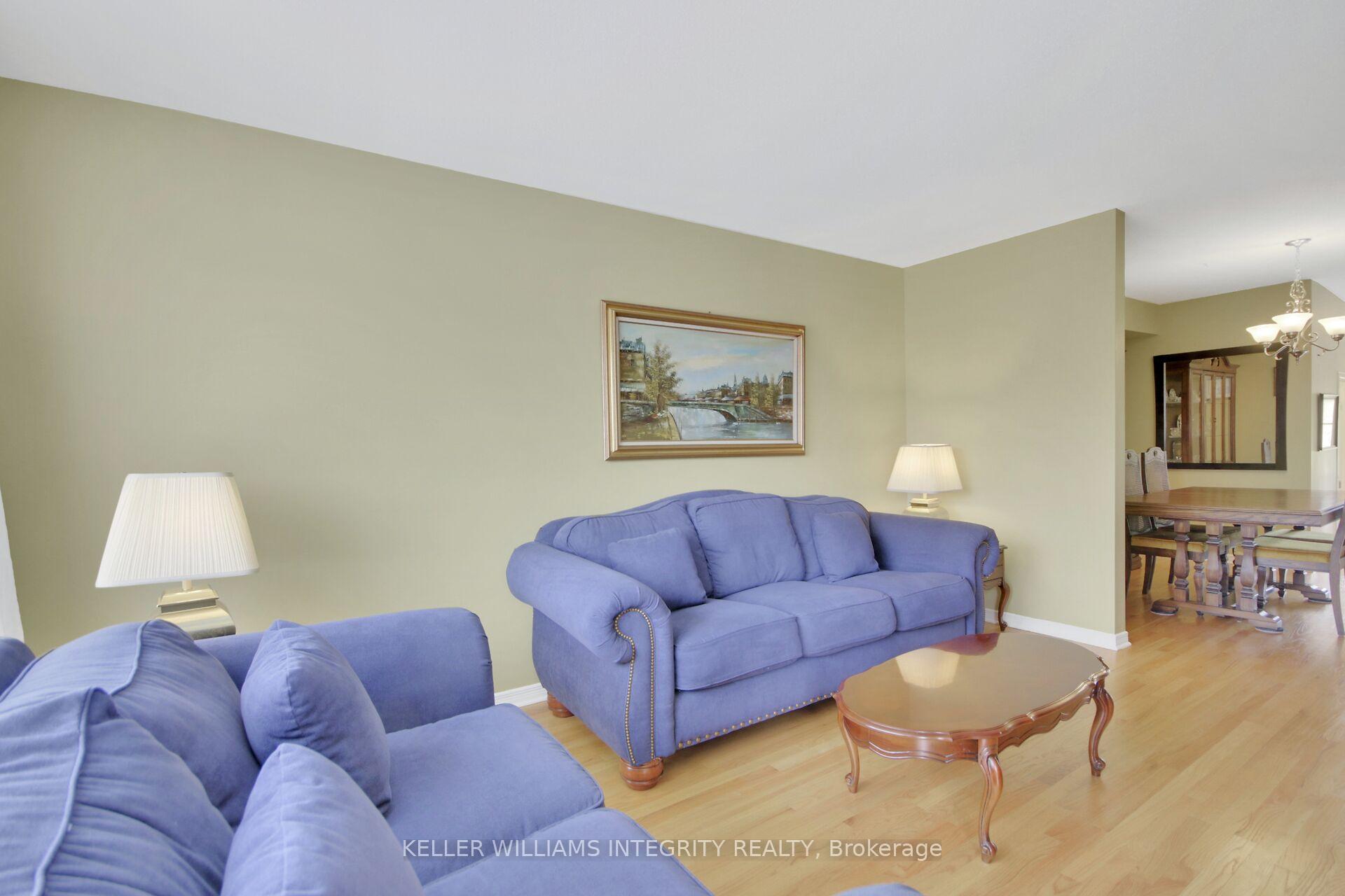 Photo 8 of 336 Brigitta Street, Ottawa, Kanata - Emerald Meadows/Trailwest — HOMEH