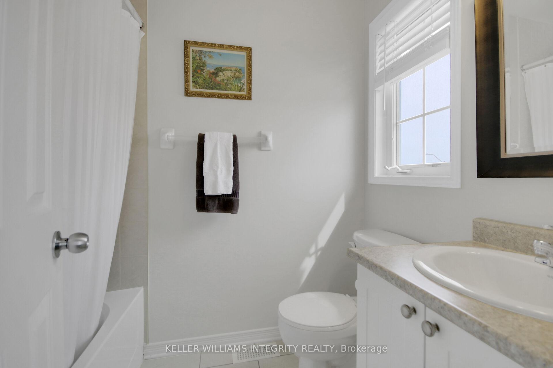 Photo 15 of 336 Brigitta Street, Ottawa, Kanata - Emerald Meadows/Trailwest — HOMEH