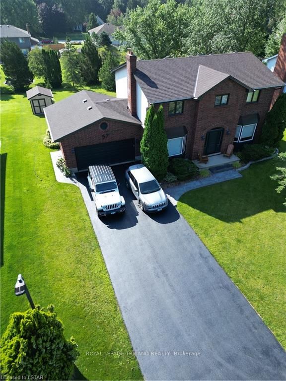 Photo 3 of 57 Westbrook Crescent, Middlesex Centre, Kilworth — HOMEH