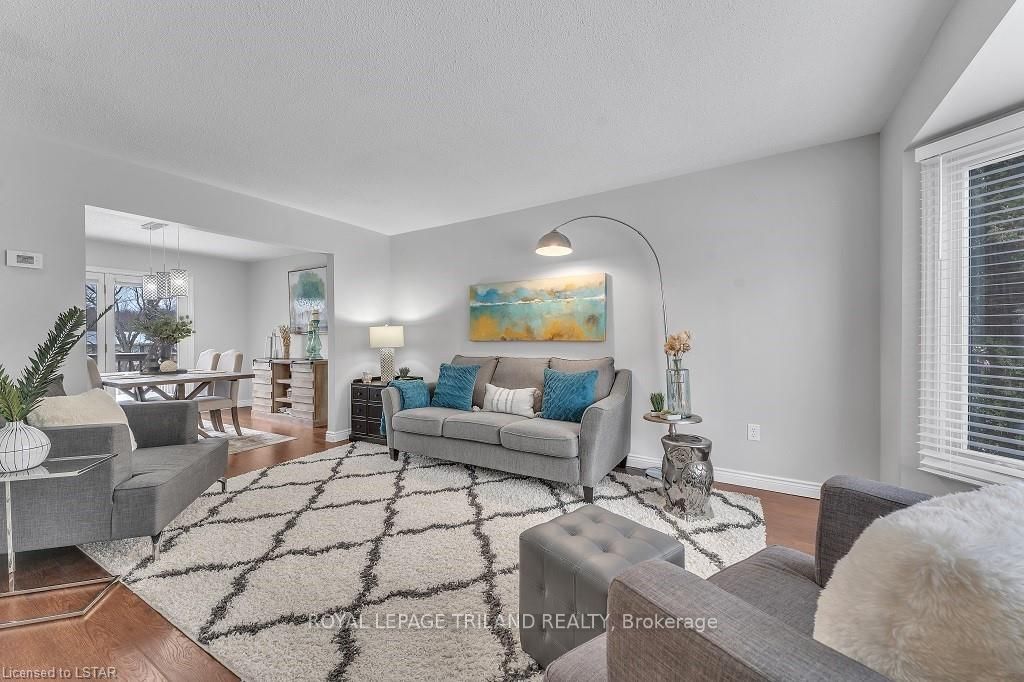 Photo 10 of 57 Westbrook Crescent, Middlesex Centre, Kilworth — HOMEH