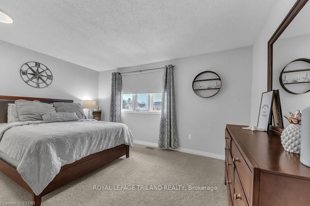 Photo 27 of 57 Westbrook Crescent, Middlesex Centre, Kilworth — HOMEH